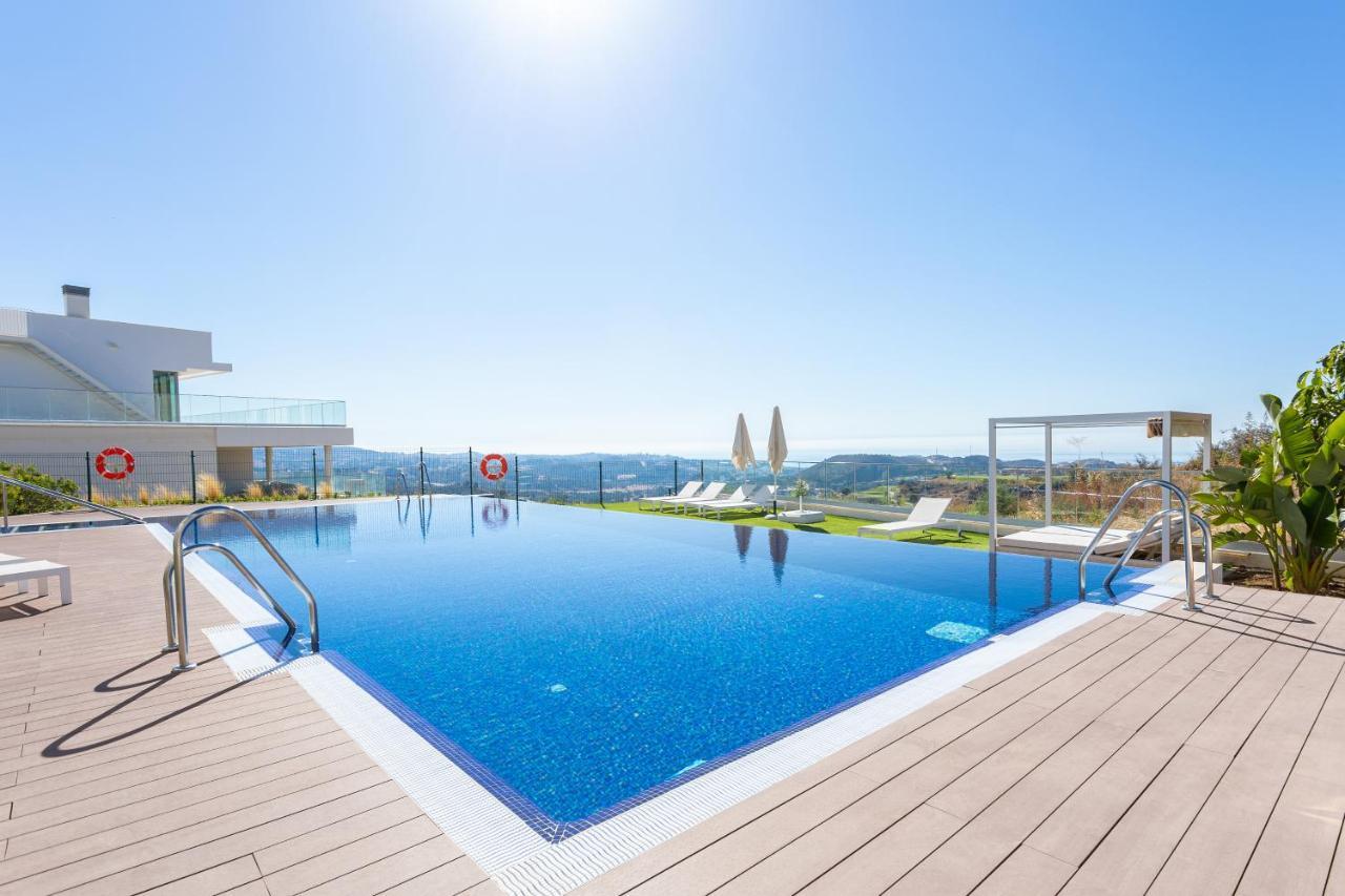 Luxury Penthouse Large Terrace Or79 By Aora